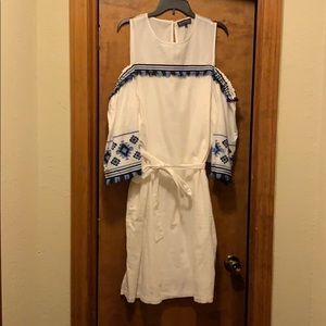 Eloquii White & Blue Cold Shoulder Linen Dress